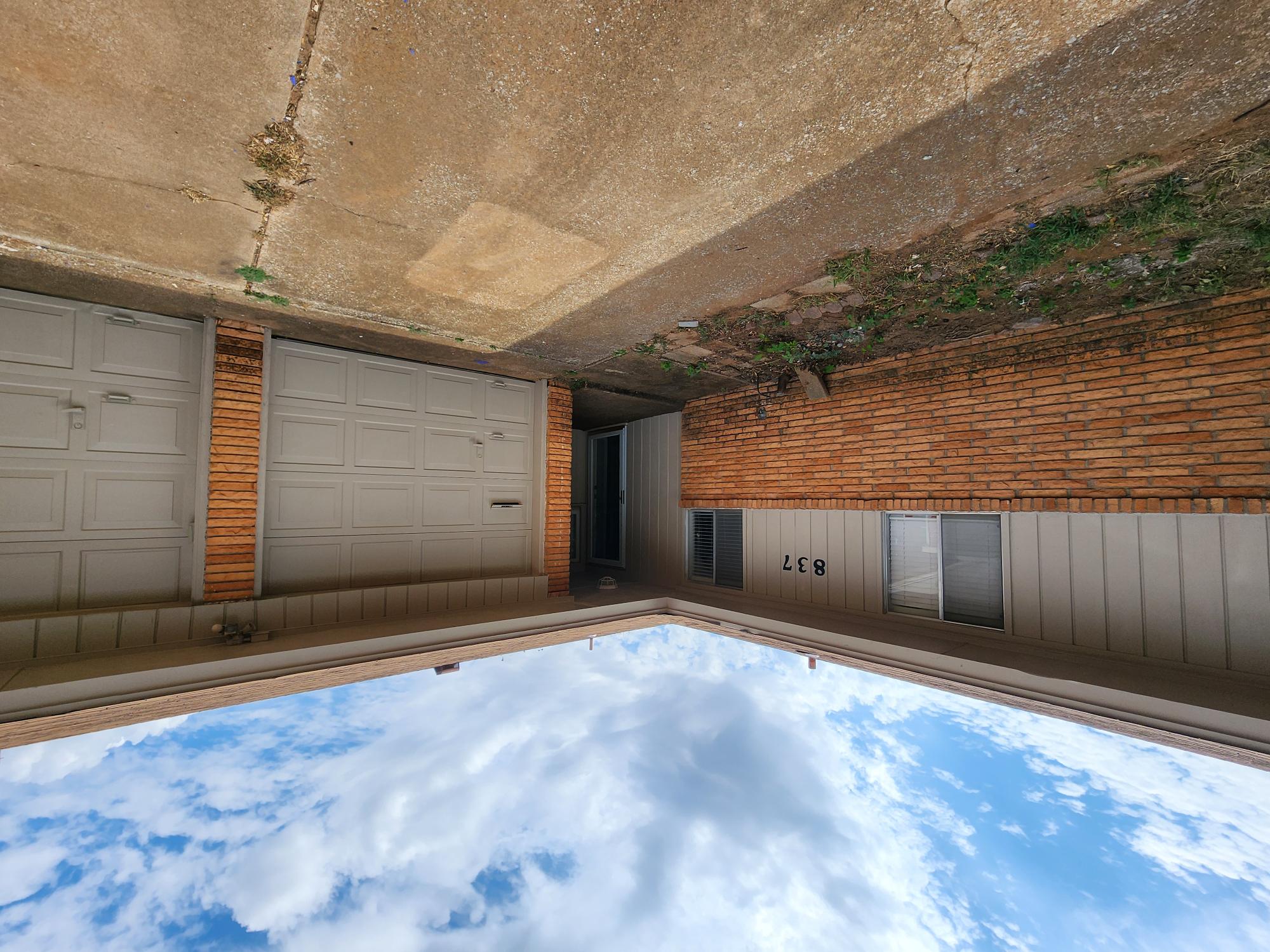 837 Fontana Lane