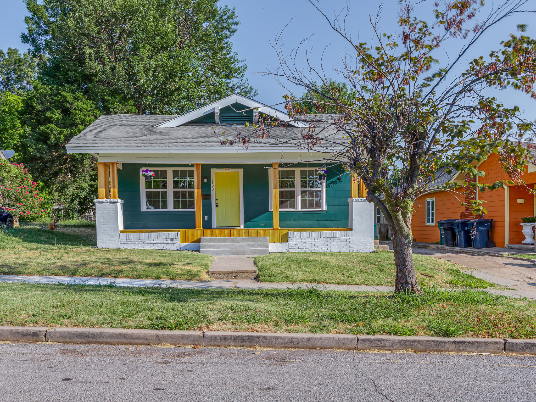 Property main image
